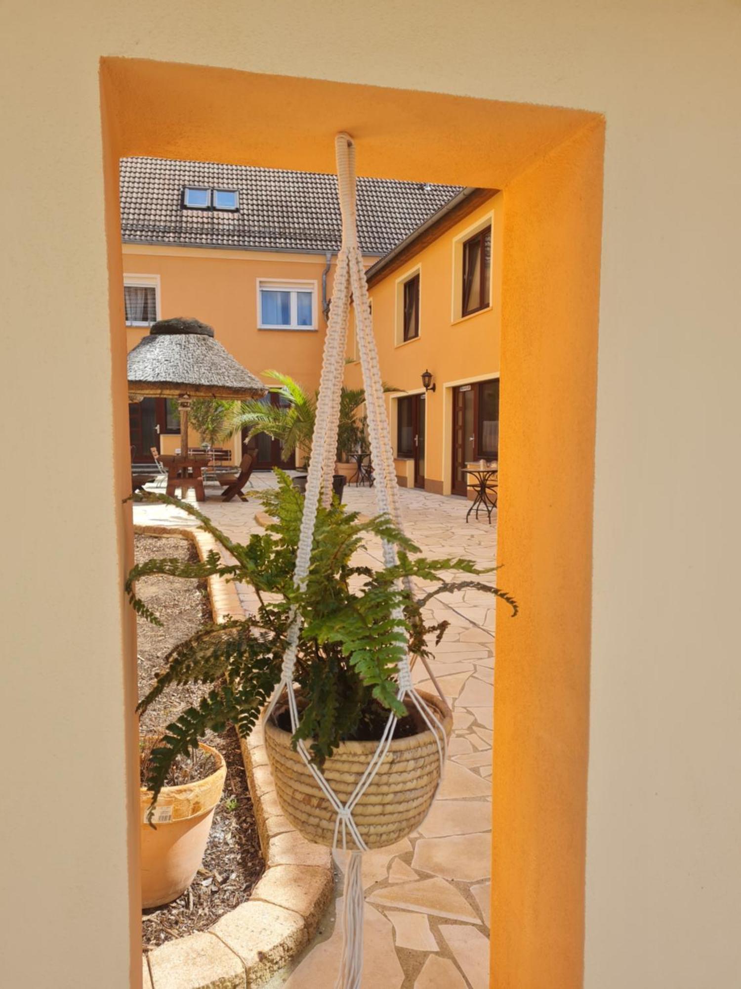 Pension Cubana Rothenburg  Exterior foto